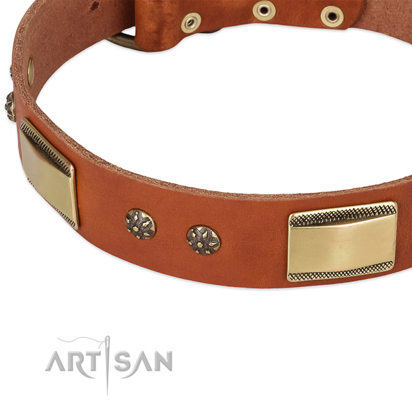 Rust-proof D-ring on natural genuine leather dog collar for your doggie