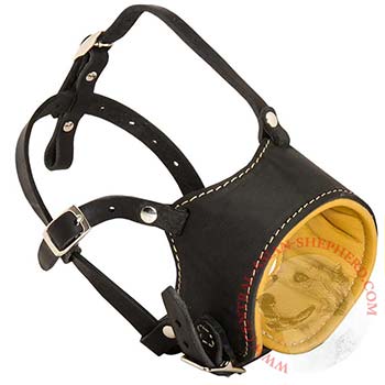 Adjustable Central Asian Shepherd Muzzle Padded with Soft Nappa Leather for Anti-Barking Training